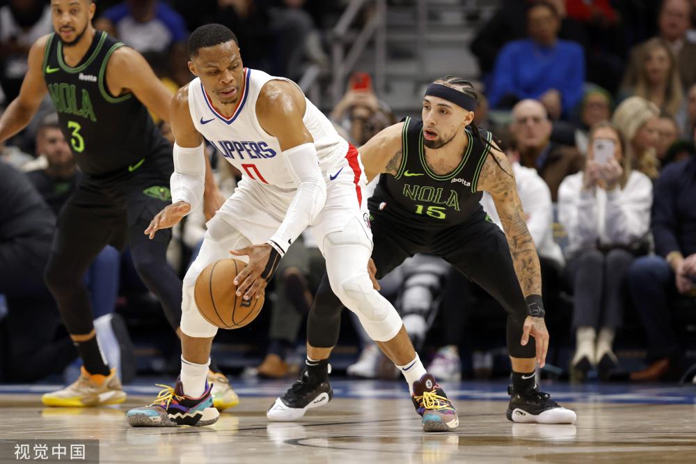 然大大出乎 然大大出乎