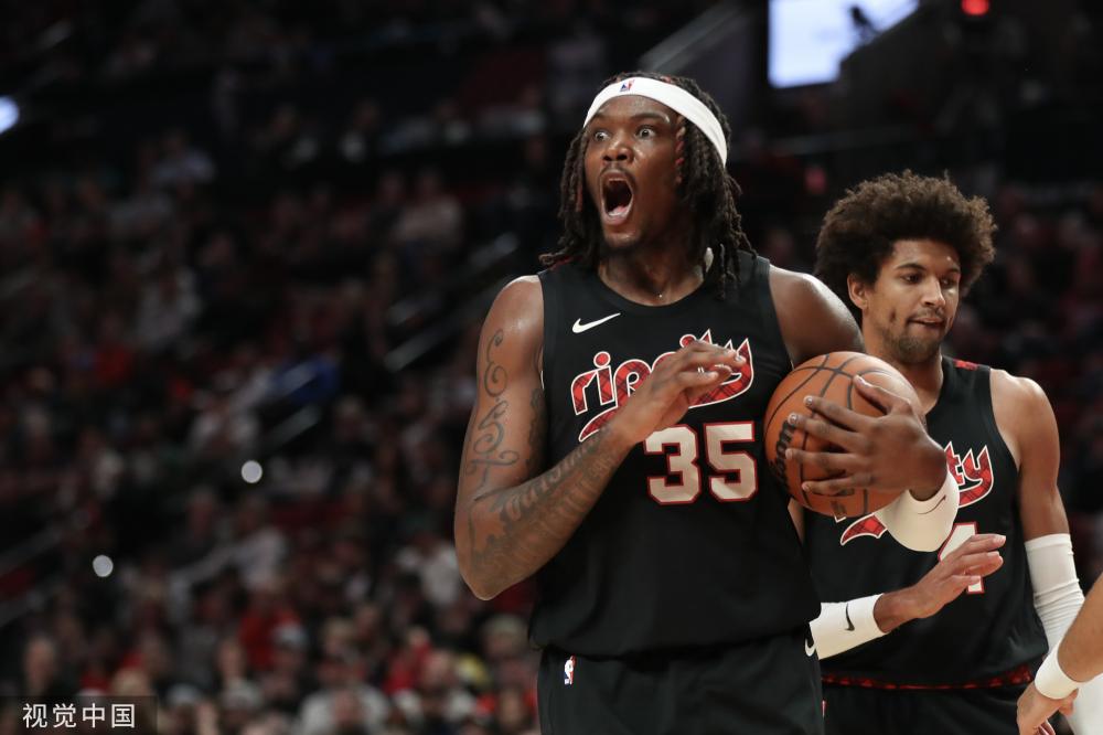 在黑暗中找 在黑暗中找