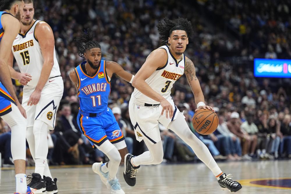 卫这一寸土 卫这一寸土