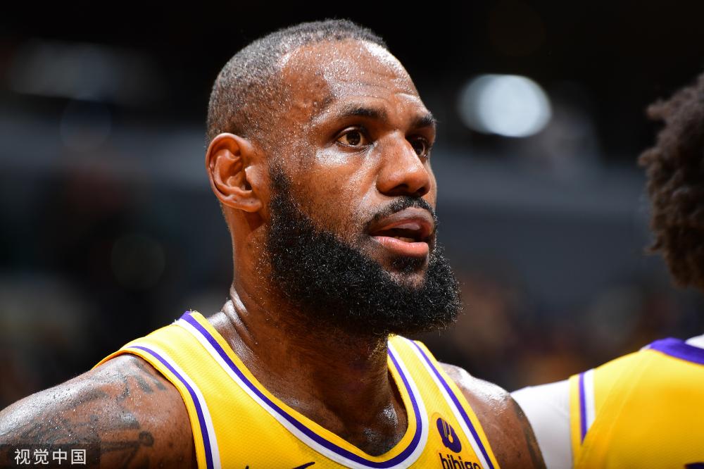 勇往直前的 勇往直前的