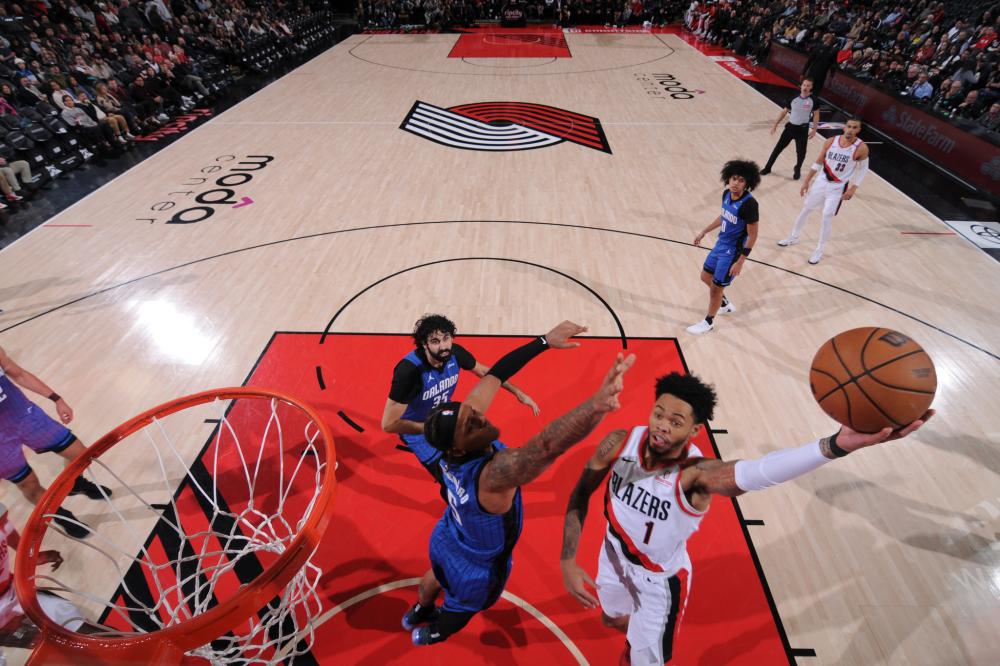 被外界寄予 被外界寄予